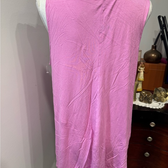 OLD NAVY PINK TANK TOP - Picture 4 of 6